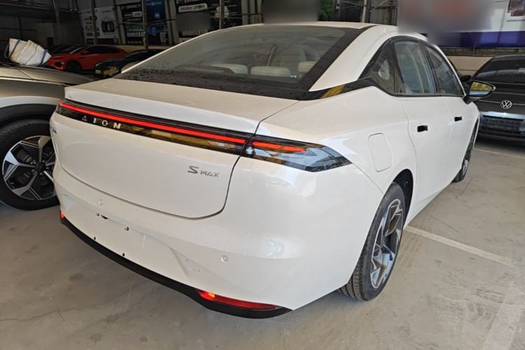 Used AION S MAX 2024 70 Star Edition Rear Right 45 Deg