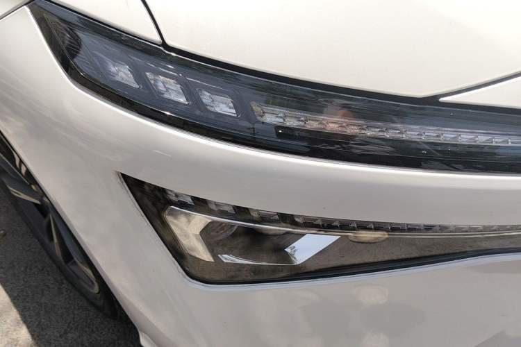 Used AION S MAX 2024 70 Star Edition Right Front Headlight