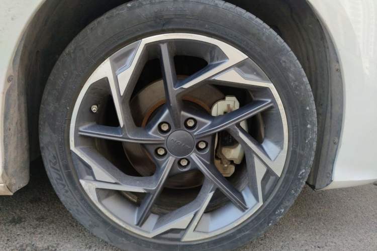 Used AION S MAX 2024 80 Star Edition Ternary Lithium Right Front Wheel Hub