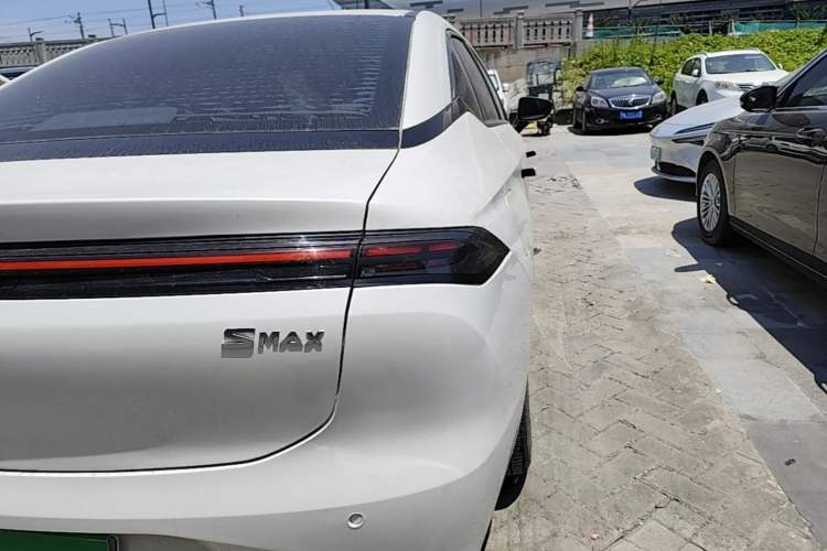 Used AION S MAX 2024 70 Star Edition 54.6 kWh Right Rear Taillight
