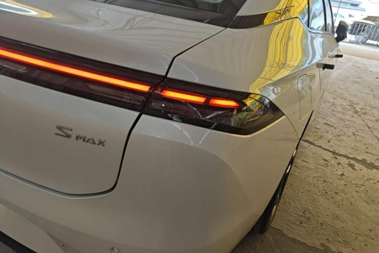 Used AION S MAX 2024 70 Star Edition Right Rear Taillight