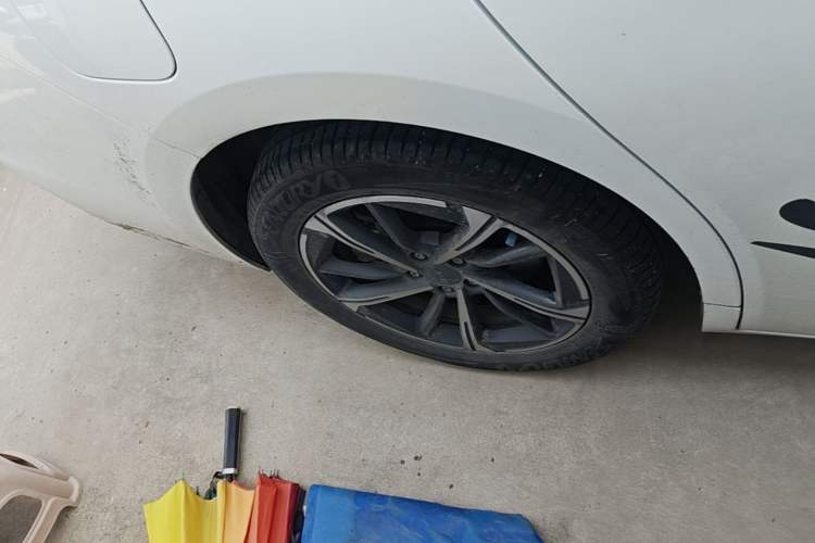 Used AION S MAX 2024 70 Star Edition 54.6 kWh Right Rear Wheel Hub