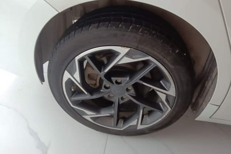 Used AION S MAX 2024 70 Star Edition Right Rear Wheel Hub