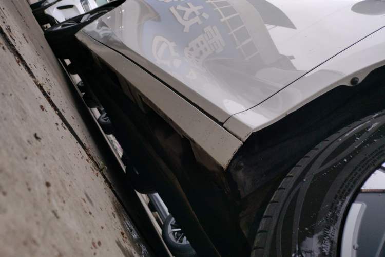 Used AION S MAX 2024 70 Star Edition Right Side Sill