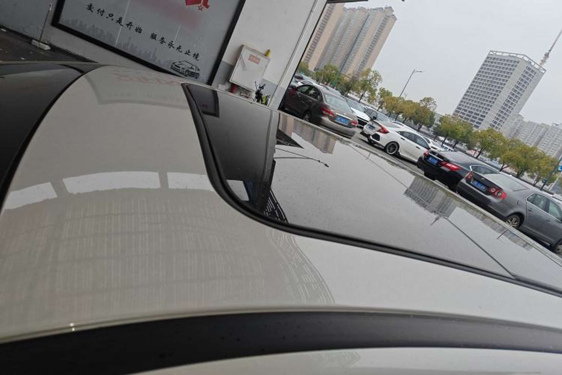 Used AION S MAX 2024 70 Star Edition 54.6 kWh Roof