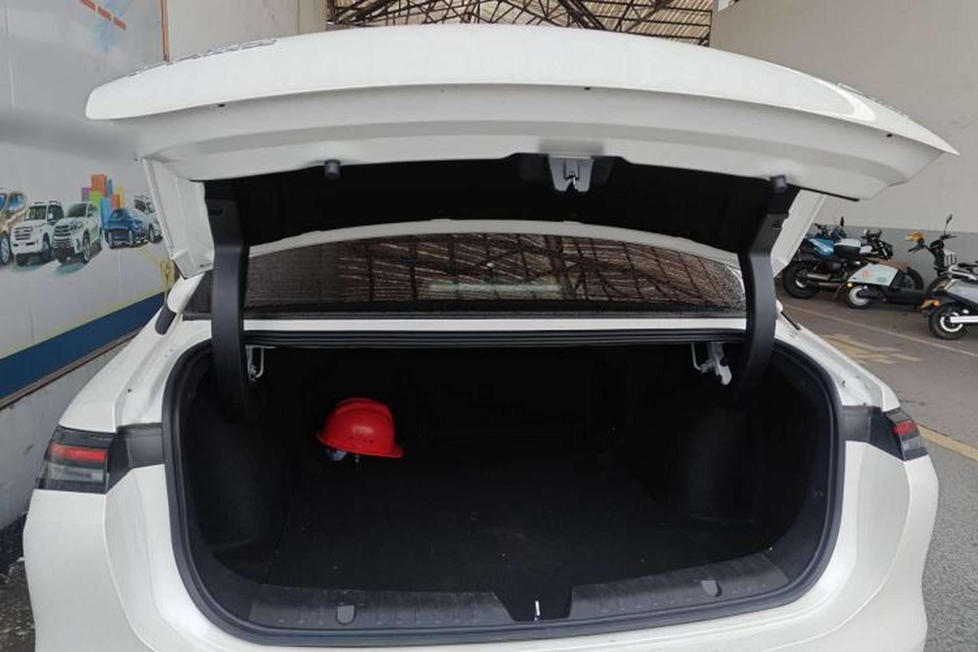 Used AION S MAX 2024 70 Star Edition 54.6 kWh Trunk