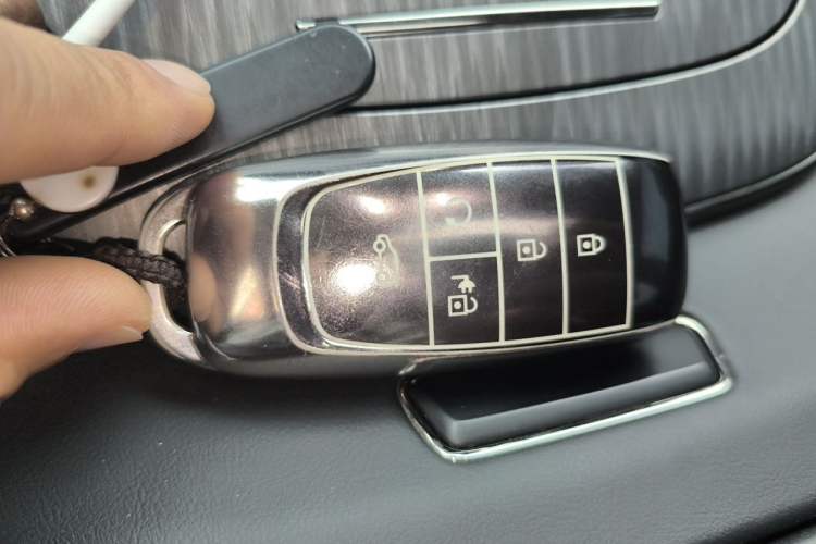 Used AION S MAX 2024 70 Star Edition Vehicle Key