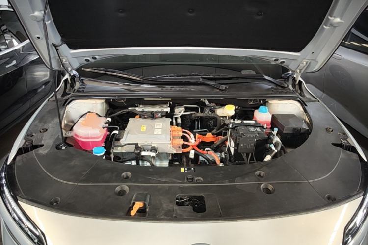 Used AION S MAX 2025 70 Star Edition 53.7 kWh Engine Bay