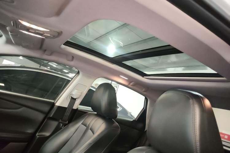 Used AION S MAX 2025 70 Star Edition 53.7 kWh Headliner