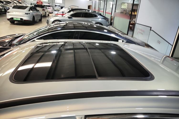 Used AION S MAX 2025 70 Star Edition 53.7 kWh Roof