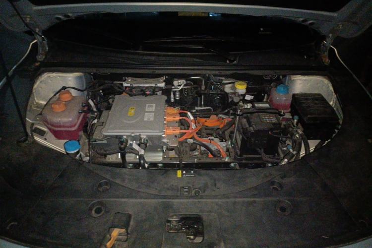 Used AION S MAX 2025 70 Star Edition 53.7 kWh Engine Bay