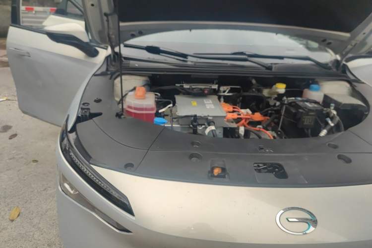 Used AION S MAX 2025 70 Star Edition 53.7 kWh Engine Bay Right