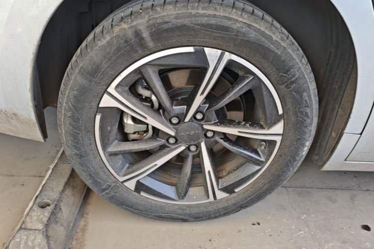 Used AION S MAX 2025 70 Star Edition 53.7 kWh Exterior 5