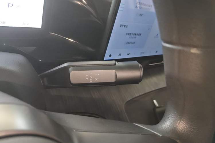 Used AION S MAX 2025 70 Star Edition 53.7 kWh Gear Lever
