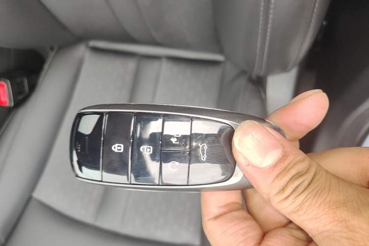 Used AION S MAX 2025 70 Star Edition 53.7 kWh Interior 1