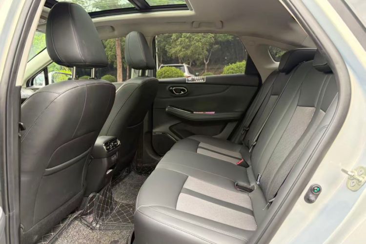 Used AION S MAX 2025 70 Star Edition 53.7 kWh Interior 2