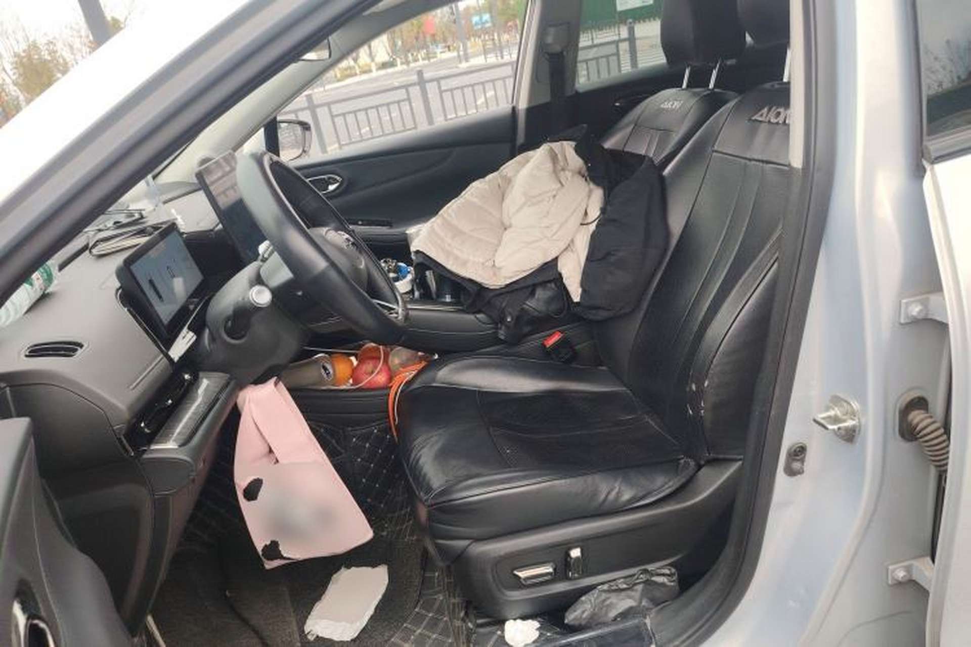 Used AION S MAX 2025 70 Star Edition 53.7 kWh Left Front Seat