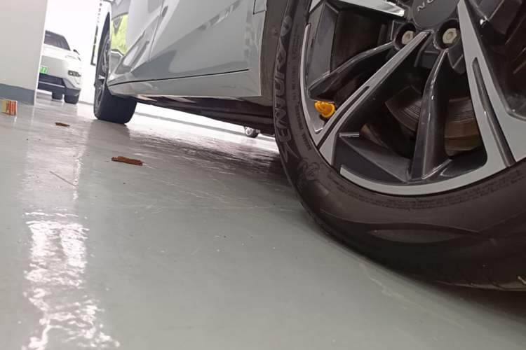 Used AION S MAX 2025 70 Star Edition 53.7 kWh Left Side Sill