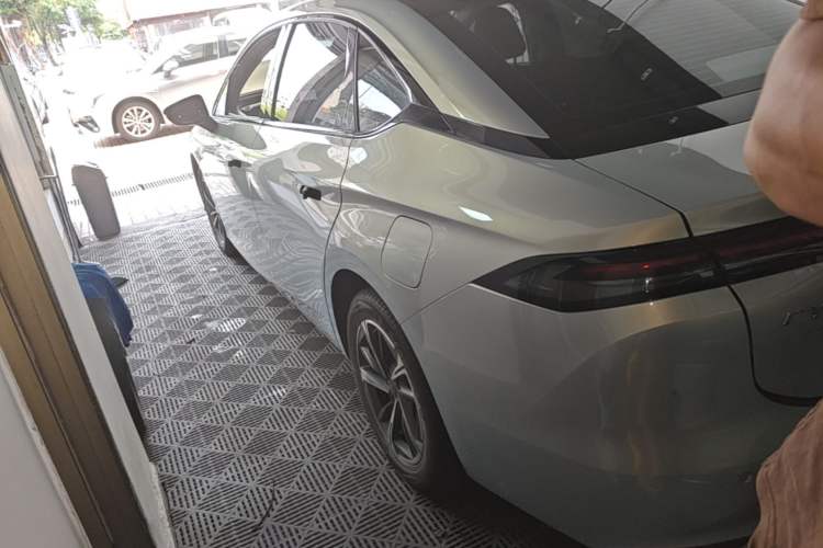 Used AION S MAX 2025 70 Star Edition 53.7 kWh Rear Left 45 Deg
