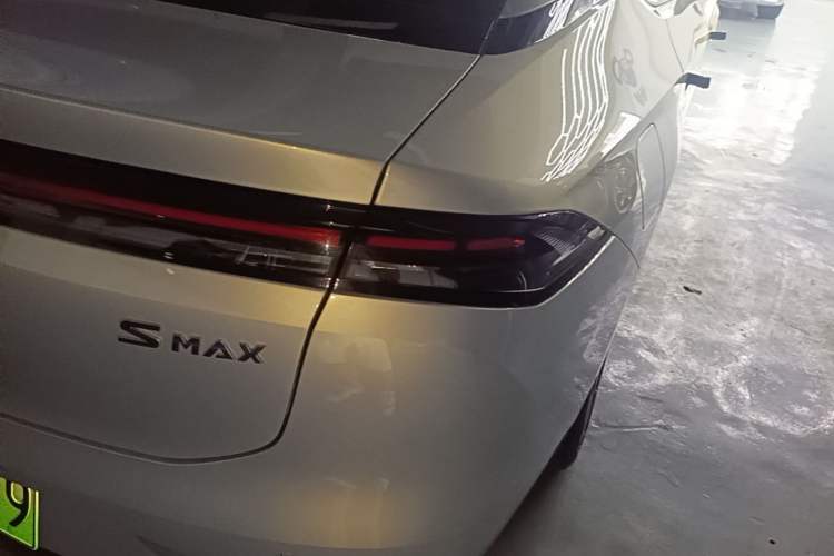 Used AION S MAX 2025 70 Star Edition 53.7 kWh Right Rear Taillight