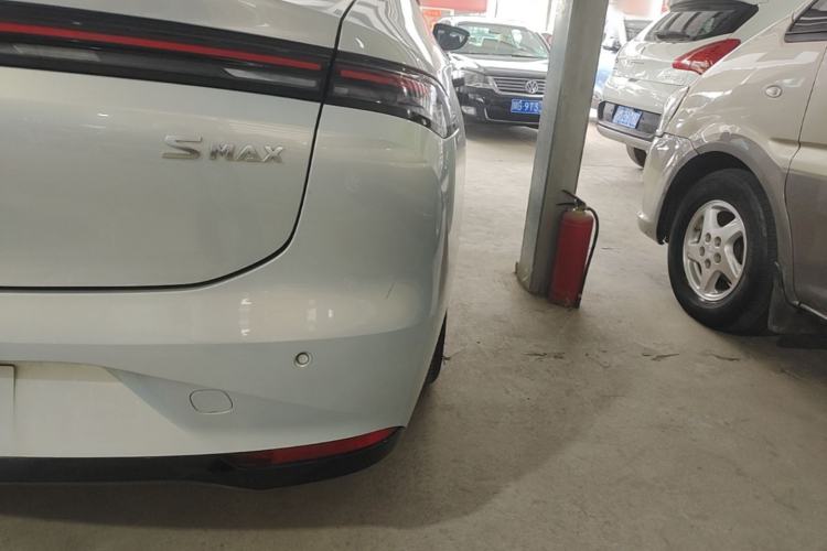 Used AION S MAX 2025 70 Star Edition 53.7 kWh Right Rear Taillight