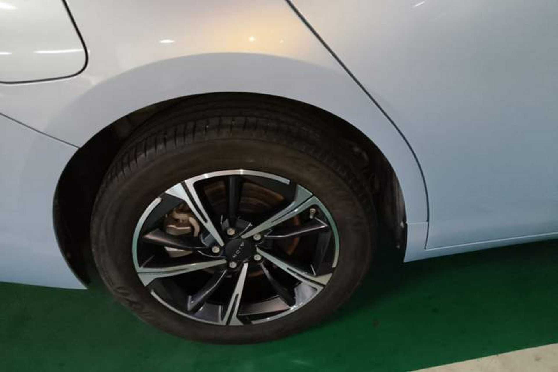 Used AION S MAX 2025 70 Star Edition 53.7 kWh Right Rear Wheel Hub