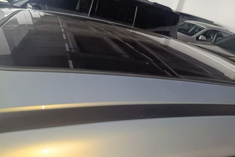 Used AION S MAX 2025 70 Star Edition 53.7 kWh Roof