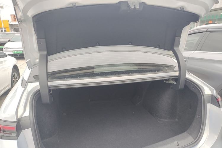 Used AION S MAX 2025 70 Star Edition 53.7 kWh Trunk