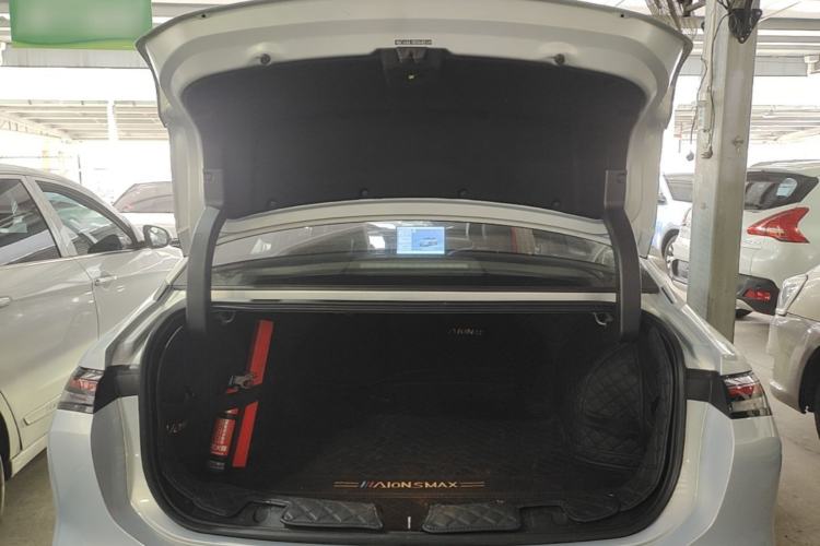 Used AION S MAX 2025 70 Star Edition 53.7 kWh Trunk