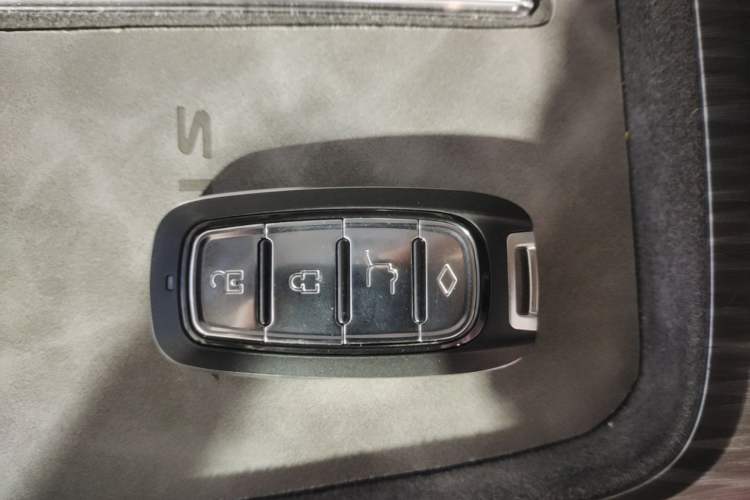 Used AION S MAX 2025 70 Star Edition 53.7 kWh Vehicle Key