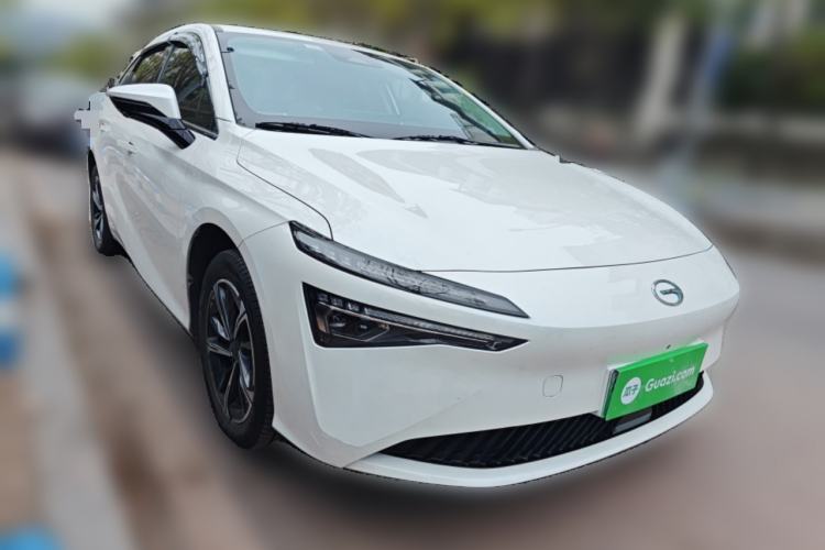 Used AION S MAX 2025 70 Star Edition 53.7 kWh Front Right 45 Deg