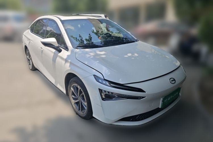 Used AION S MAX 2025 70 Star Edition 53.7 kWh Front Right 45 Deg