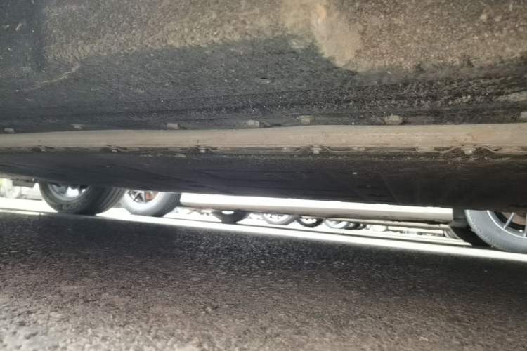 Used AION S MAX 2025 70 Star Edition 53.7 kWh Left Side Sill