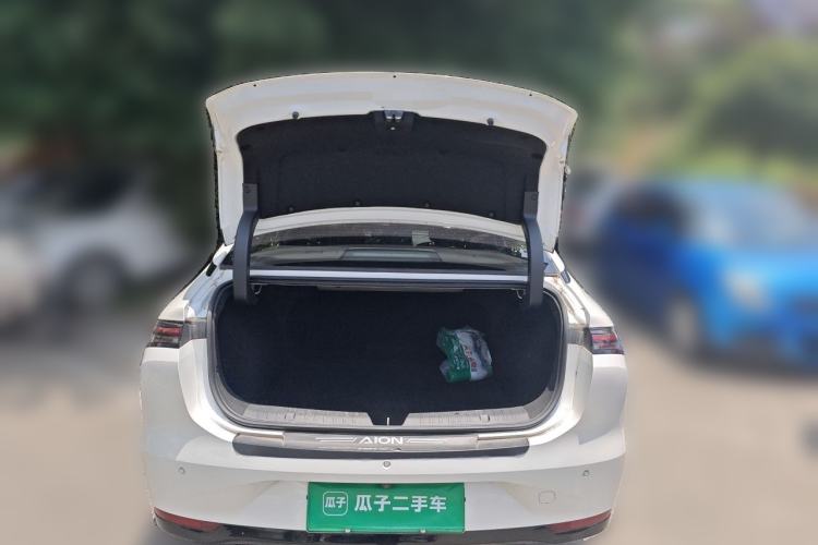 Used AION S MAX 2025 70 Star Edition 53.7 kWh Trunk