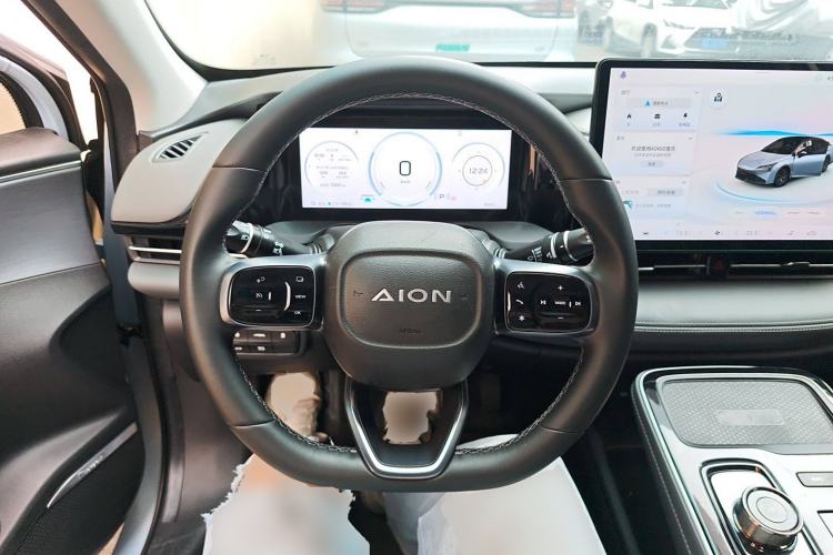 Used AION S Plus 2023 70 Intelligent Edition Lithium Iron Phosphate Steering Wheel