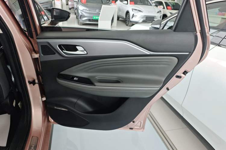 Used AION S Plus 2022 80 Intelligent Driving Version Interior 6