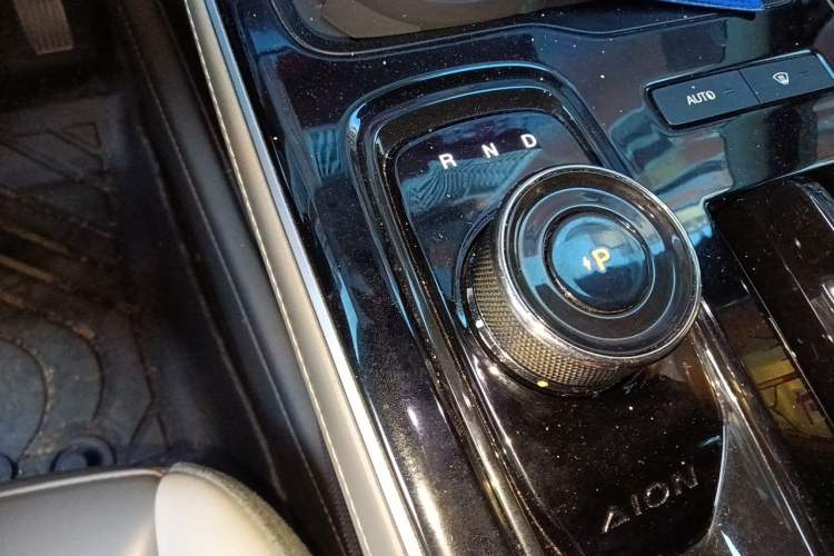 Used AION S Plus 2021 80 Ultra-Long Range Edition Gear Lever