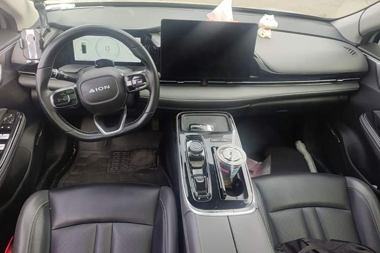 Used AION S Plus 2021 70 Tech Edition Center Console
