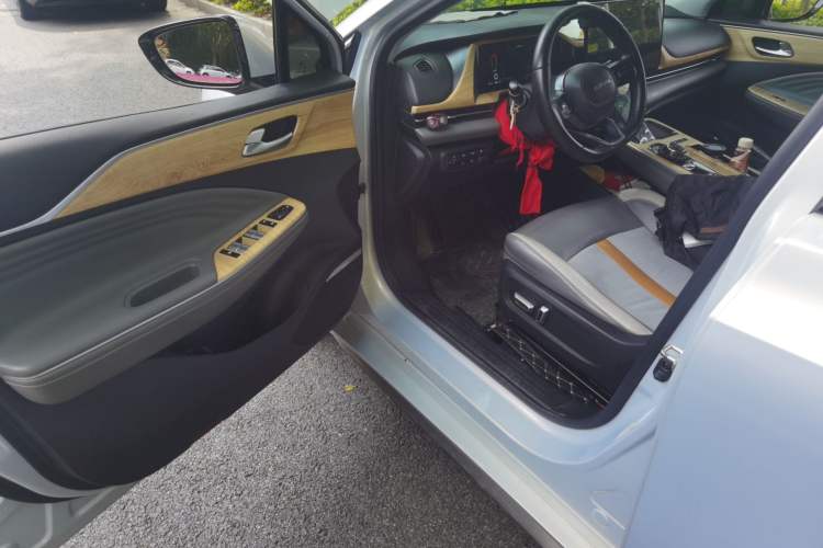 Used AION S Plus 2021 80 Ultra-Long Range Edition Driver Seat