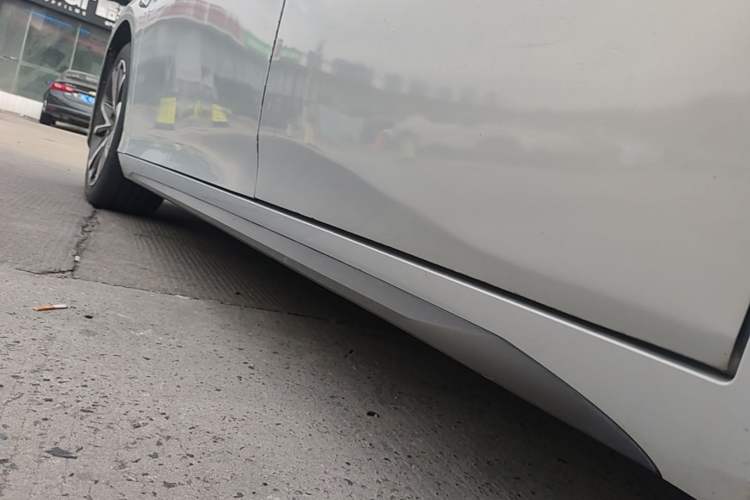 Used AION S Plus 2021 70 Tech Edition Left Side Sill