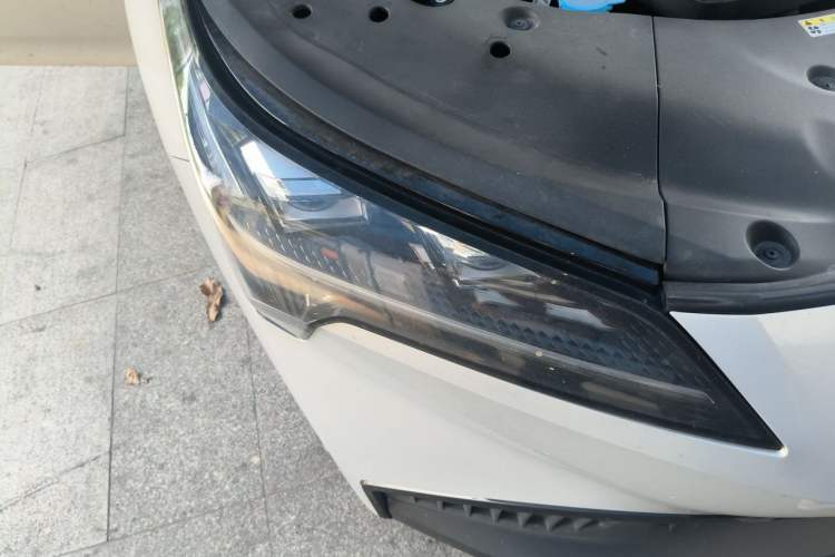 Used AION S Plus 2021 80 Ultra-Long Range Edition Right Front Headlight