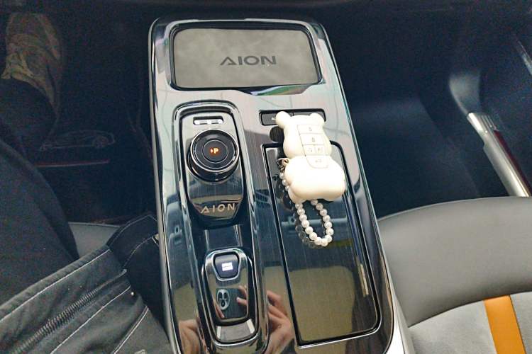 Used AION S Plus 2021 70 Intelligent Edition Gear Lever