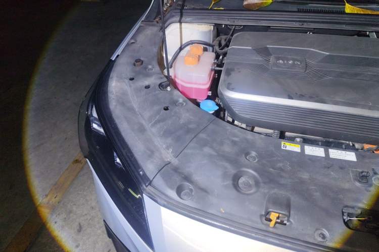 Used AION S Plus 2021 70 Tech Edition Engine Bay Right