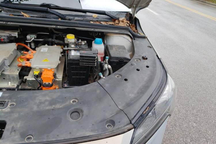 Used AION S Plus 2021 80 Ultra-Long Range Edition Engine Bay Left