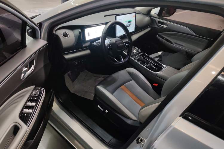 Used AION S Plus 2021 80 Ultra-Long Range Edition Interior 3