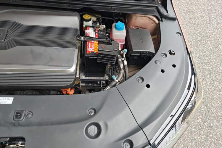 Used AION S Plus 2021 70 Tech Edition Engine Bay Left