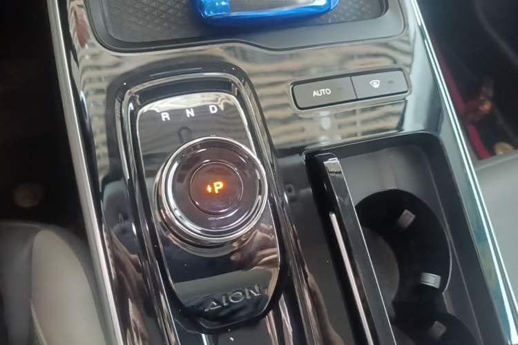 Used AION S Plus 2021 80 Ultra-Long Range Edition Gear Lever