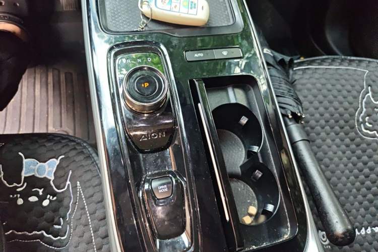 Used AION S Plus 2021 70 Tech Edition Gear Lever