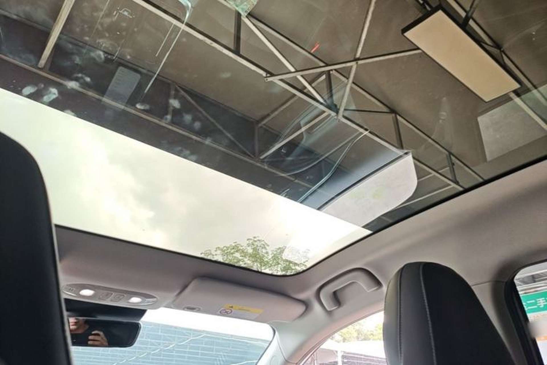 Used AION S Plus 2021 70 Tech Edition Headliner
