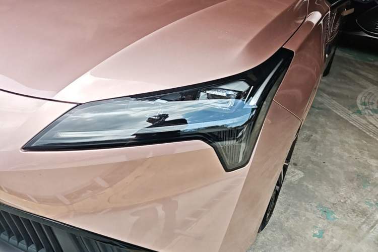 Used AION S Plus 2021 70 Tech Edition Left Front Headlight